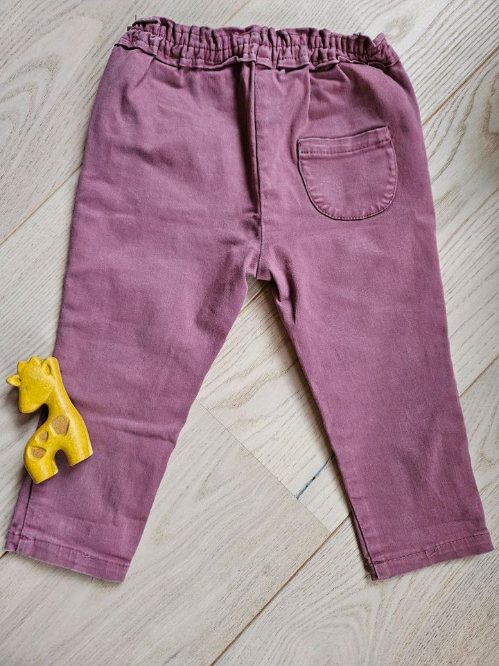 Zara Gr. 92 Mädchen Hose Baumwolle lila burgunderrot in Dresden