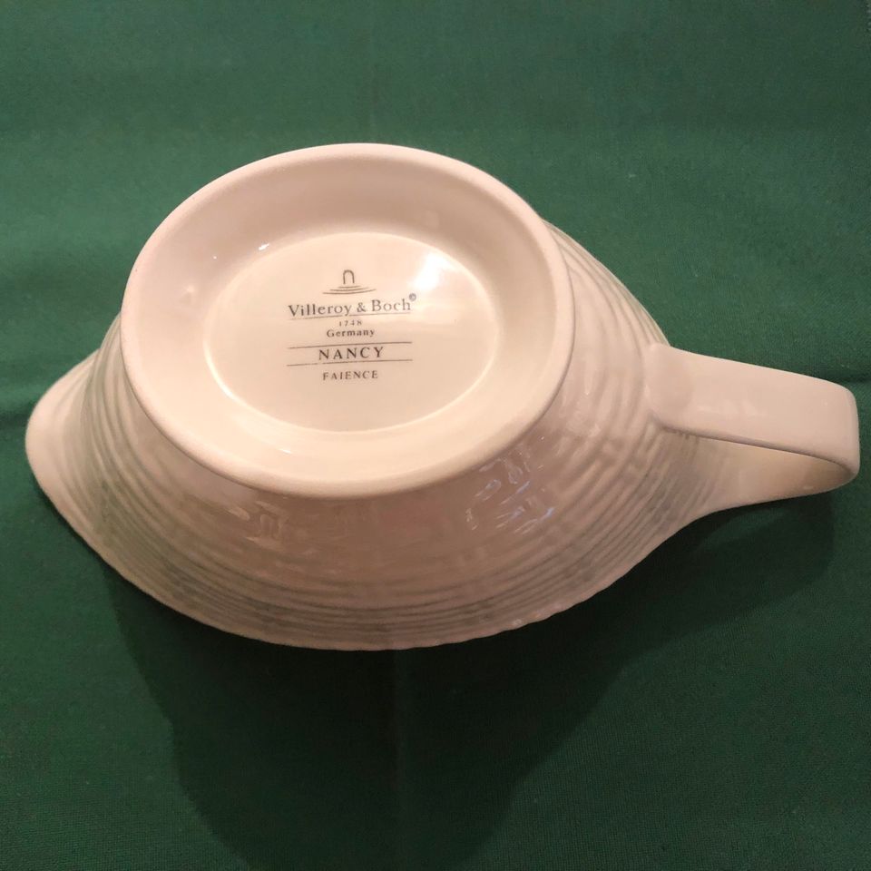 Villeroy & Boch "Nancy” Fayence Service, Sauciere, ca. 21,5 cm in Köln