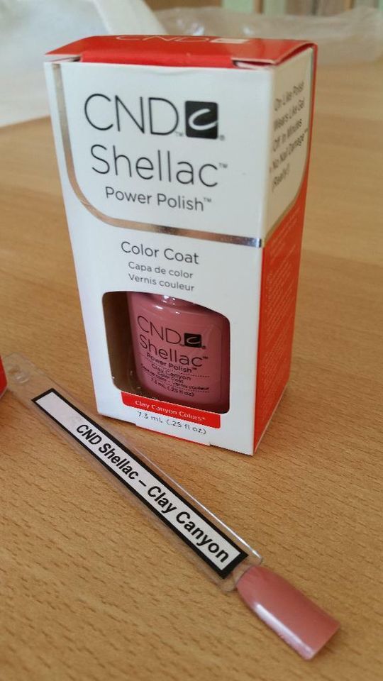 CND SHELLAC☆UV Gel☆CLAY CANYON nude☆braun FAUX FUR☆w.NEU in Hessisch Oldendorf