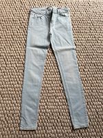 Zara Jeans Skinny fit hellblau 40 Nordrhein-Westfalen - Eschweiler Vorschau