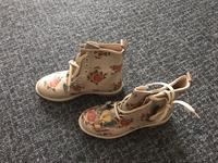 DOGO TWEETY Stiefeletten Gr 41 neu mit Karton ❣️❣️❣️❣️Beige bunt Brandenburg - Bestensee Vorschau