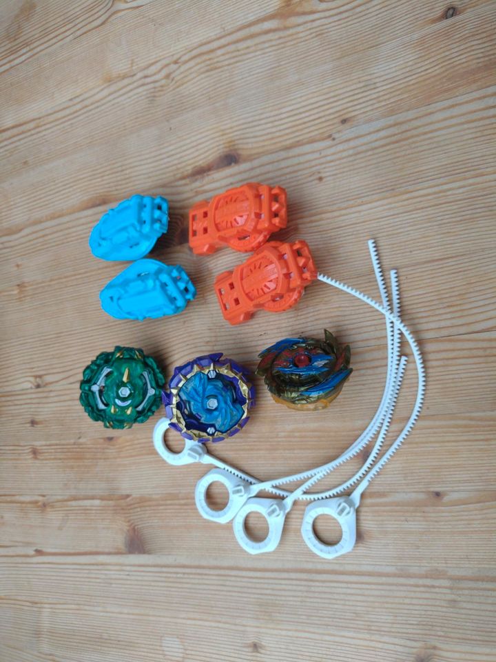 Beyblade Set in Schuby