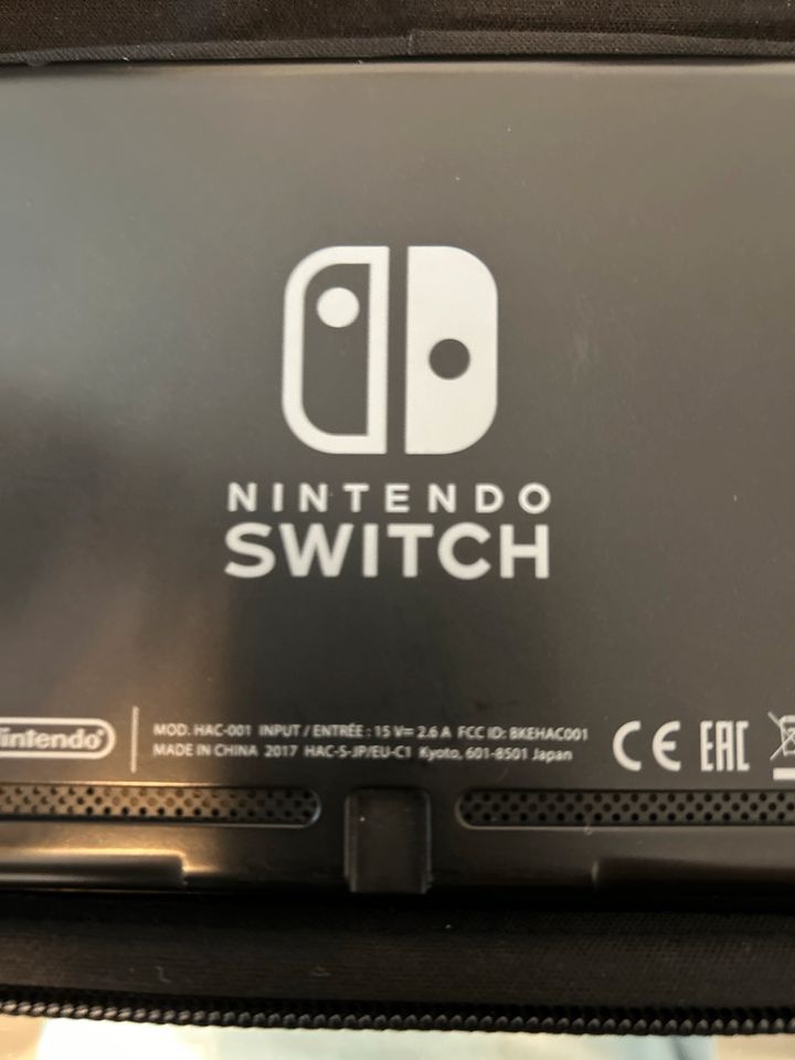 Nintendo Switch Grau inkl.11.Spiele+Lila/Orange Joy Cons+Zubehör in Koblenz