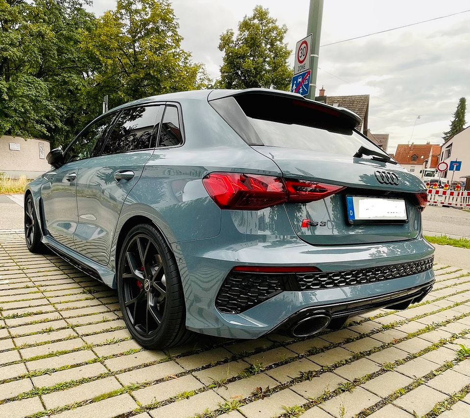 Audi RS3 SB 2.5 TFSI quattro Matrix_RS-AGA_Navi_ACC_8-fach BR in Augsburg