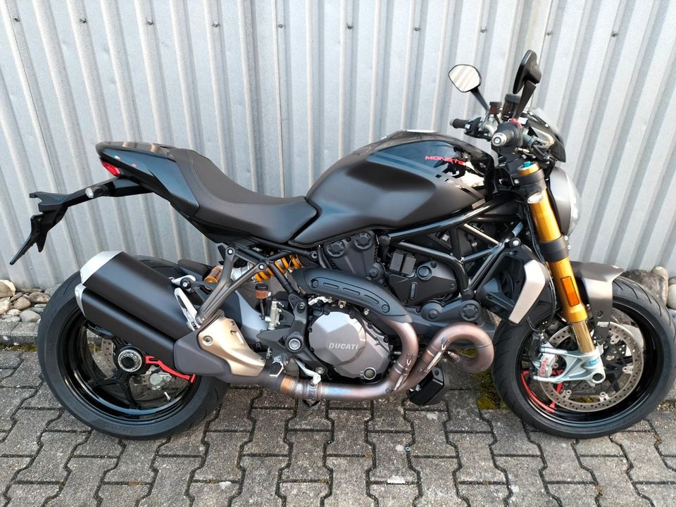 Ducati Monster 1200 S in Reutlingen