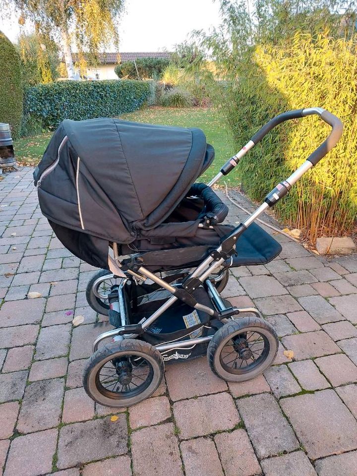 Kinderwagen emmaljunga schwarz luftreifen Type S in Groß Köris