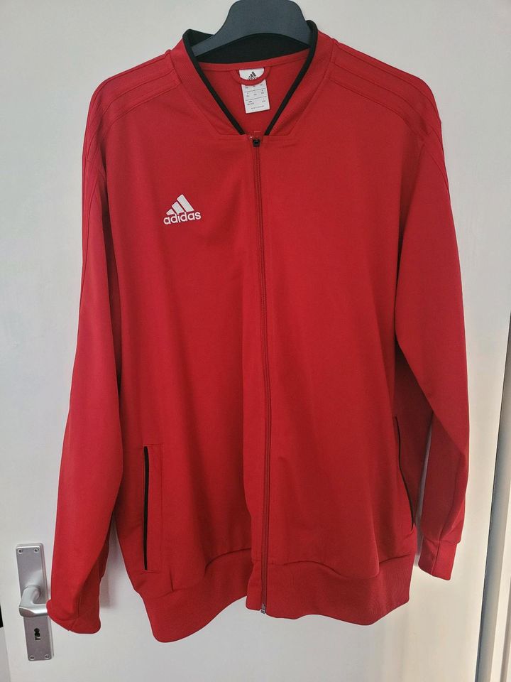 Trainings Jacke Gr.XXXL Adidas in Stuttgart - Stuttgart-Nord | eBay  Kleinanzeigen ist jetzt Kleinanzeigen