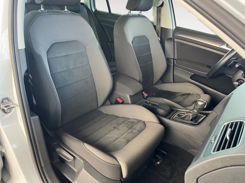 Volkswagen Golf VII Variant 1.6 TDIComfortline NAVI*CARPLAY in Dormagen