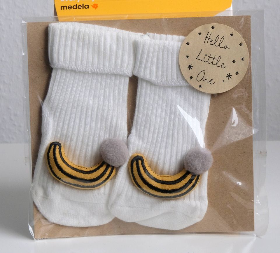 Noch eingepackte Baby / Kinder Socken in Ludwigshafen