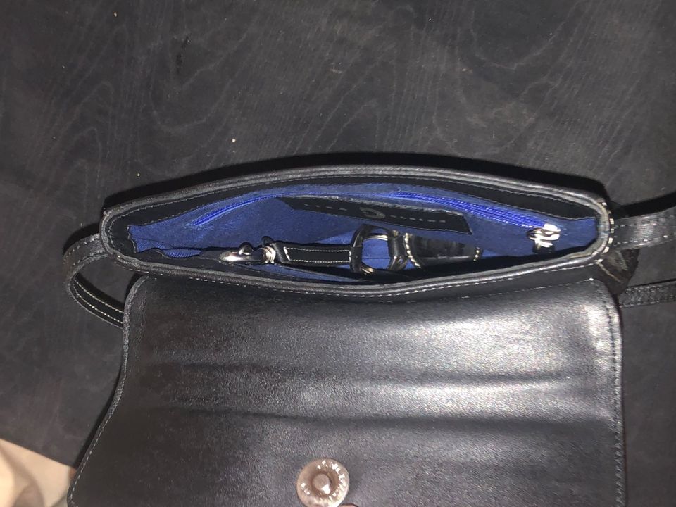 Umhängetasche, Businesstasche, Leder Handtasche, Liza Cleine in  Nordrhein-Westfalen - Neuss | eBay Kleinanzeigen ist jetzt Kleinanzeigen