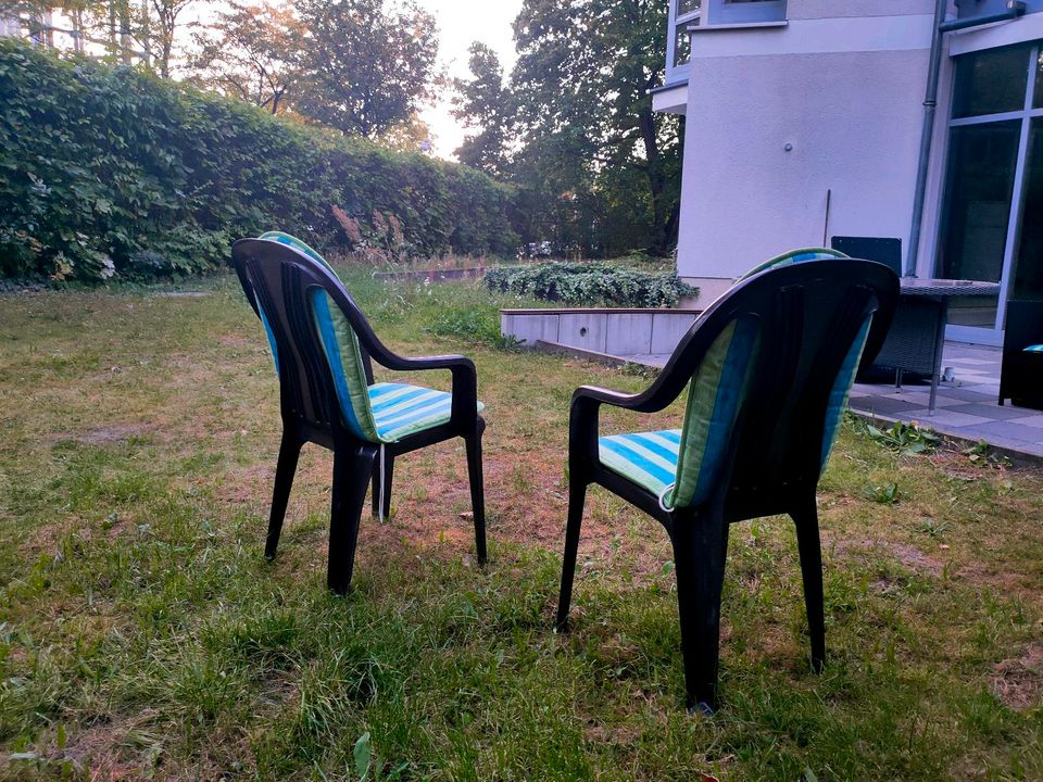 Stühle 2er Set Gartenstühle mit Sitzkissen in Berlin