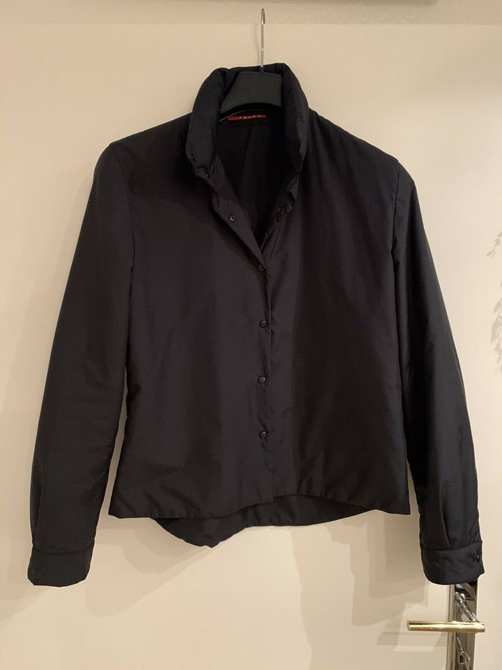 Prada Jacke Xl schwarz Damen in Meschede