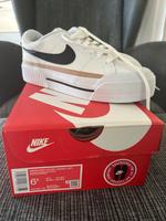 Nike Sneaker Osnabrück - Hasbergen Vorschau