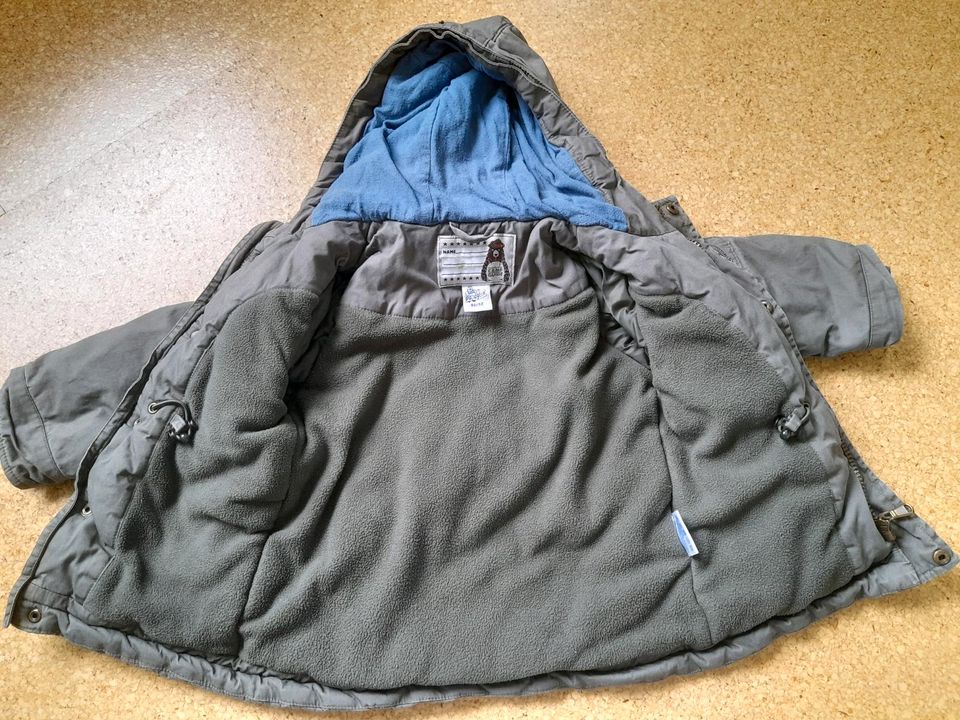 Jacke Winter Junge Größe 86/92 mit Kapuze in Wolfsburg