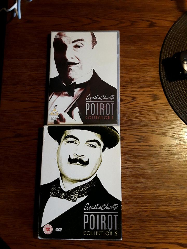 Dvd dvds Agathea Christie Poirot Collection 1 u. 2 in Hamburg