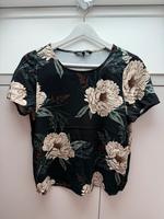 Vero moda Bluse mit Blumen Muster top gr. M München - Berg-am-Laim Vorschau