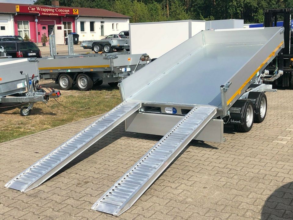 ✅ Eduard e-Kipper 3-Seiten 2700 kg 311x160x30 cm Rampen 63 S in Schöneiche bei Berlin