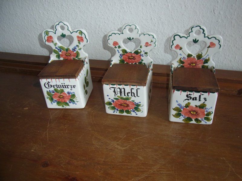 3 Vintage Keramikbehälter mit Holzdeckel Mehl Salz Gewürze in Trier