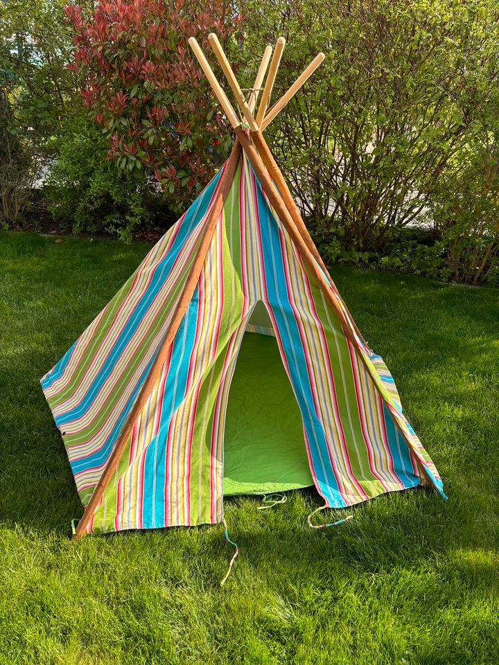 Hochwertiges Indoor Kinderzelt, TIPI; Baumwolle Höhe ca. 145cm in Villingen-Schwenningen