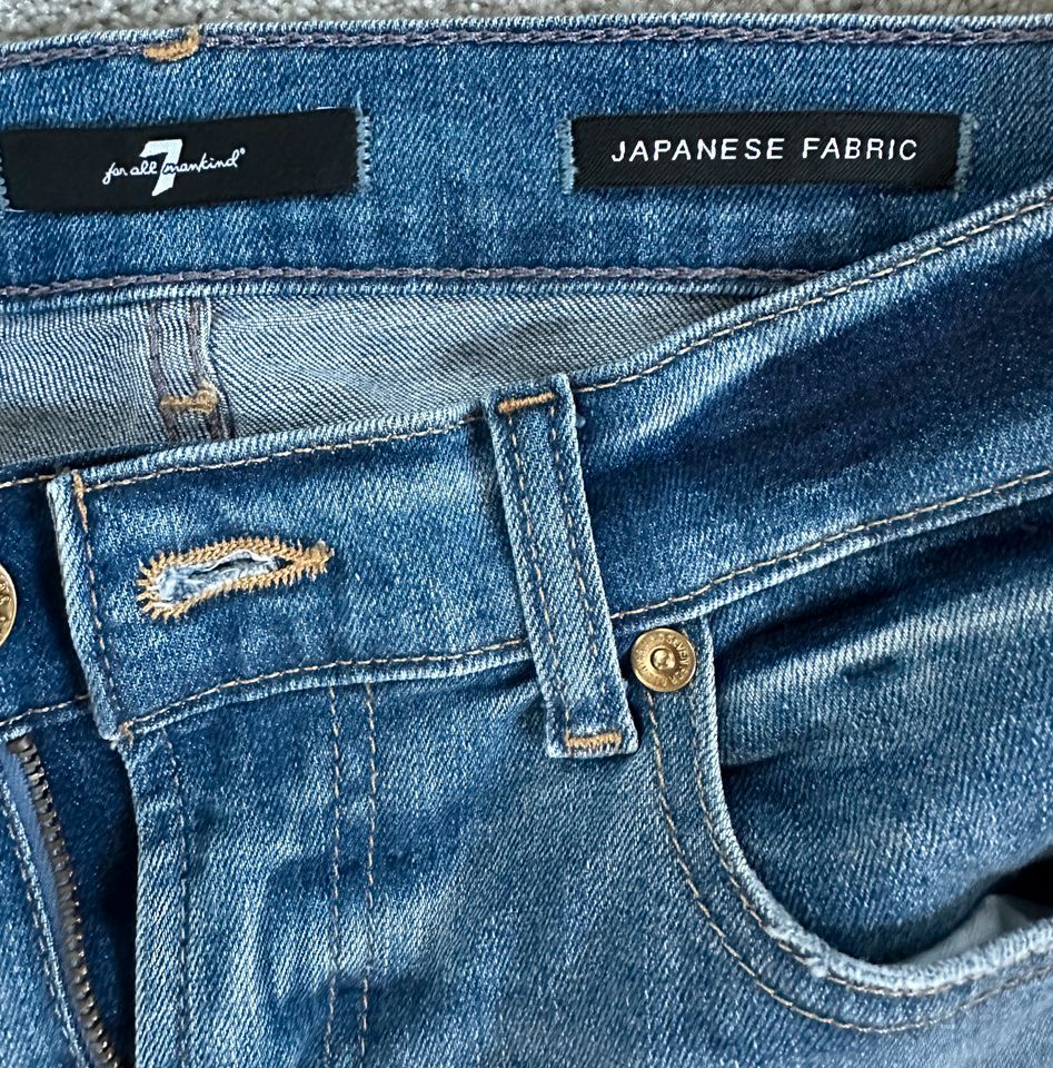 Jeans hellblau bootcut in Baden-Baden