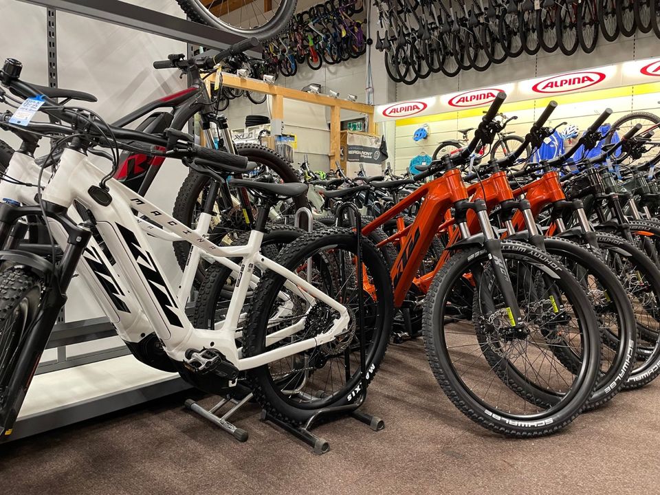 E-Bike HAIBIKE AllTrail 4 * i630Wh 11G Deore * TESTBIKE & NEU in Röhrsdorf