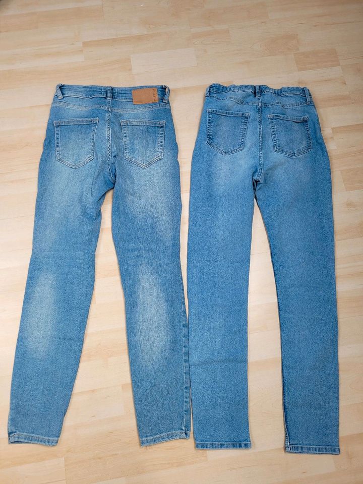 2 H&M Jeanshosen Skinny Jeans Gr.158 XS Mädchen  Set in Hildrizhausen