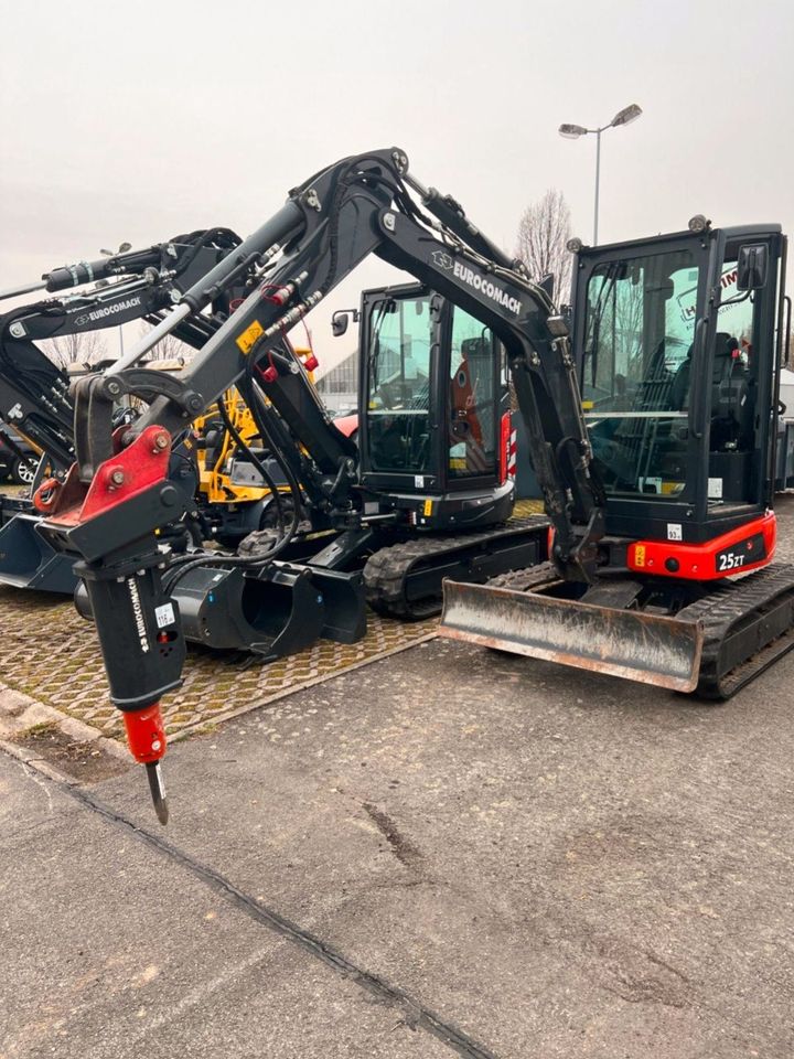 Vermietung Minibagger Bagger Eurocomach 25 ZT Mieten in Ponitz