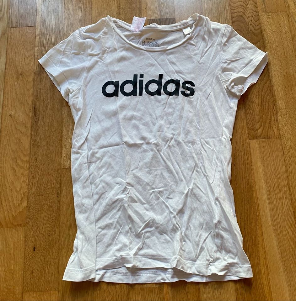 Sport Shirt/T-Shirt; weiß und schwarz; Adidas; 170 in Hamburg