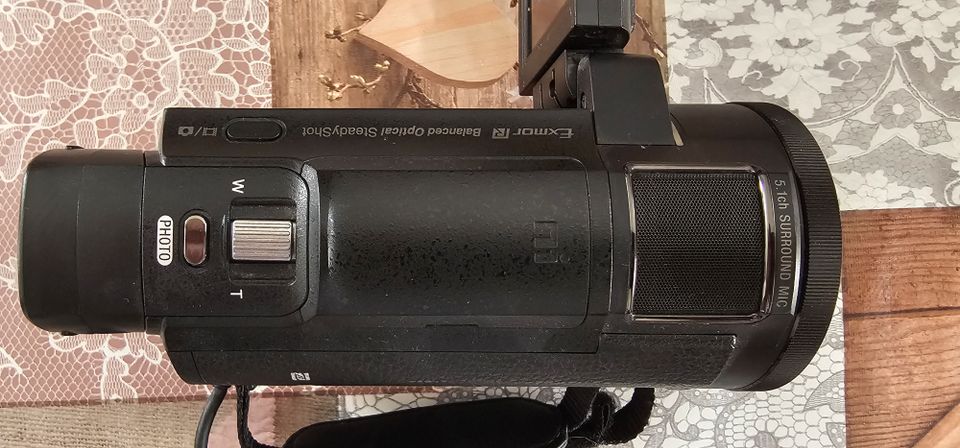 Sony FDR-AXP33 4K inkl. Projektor Videokamera, Camcorder in Kitzingen