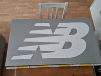 New Balance Werbeschild Frankfurt am Main - Ostend Vorschau