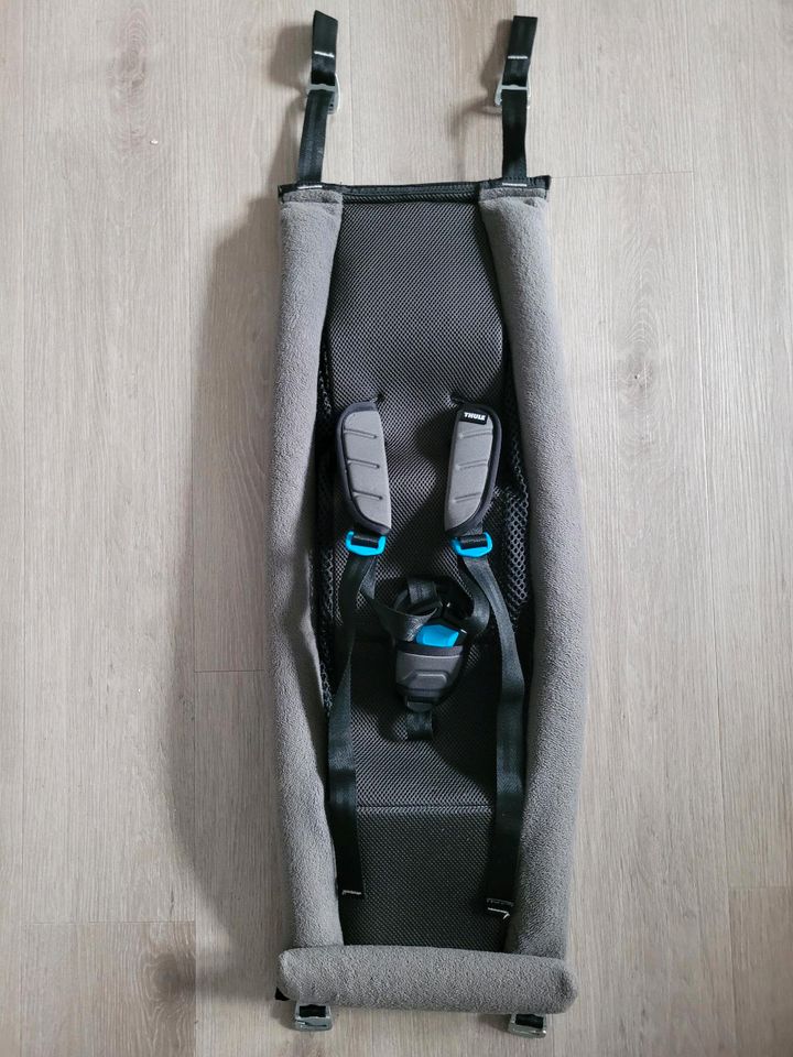 Thule Infant Sling - Babyhängematte - Fahrradanhänger in Sindelfingen