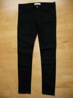 2 Jeans Clockhouse 2 Sweatshirts Kleid Yessica Caprihose Gr. 36 Nordrhein-Westfalen - Unna Vorschau