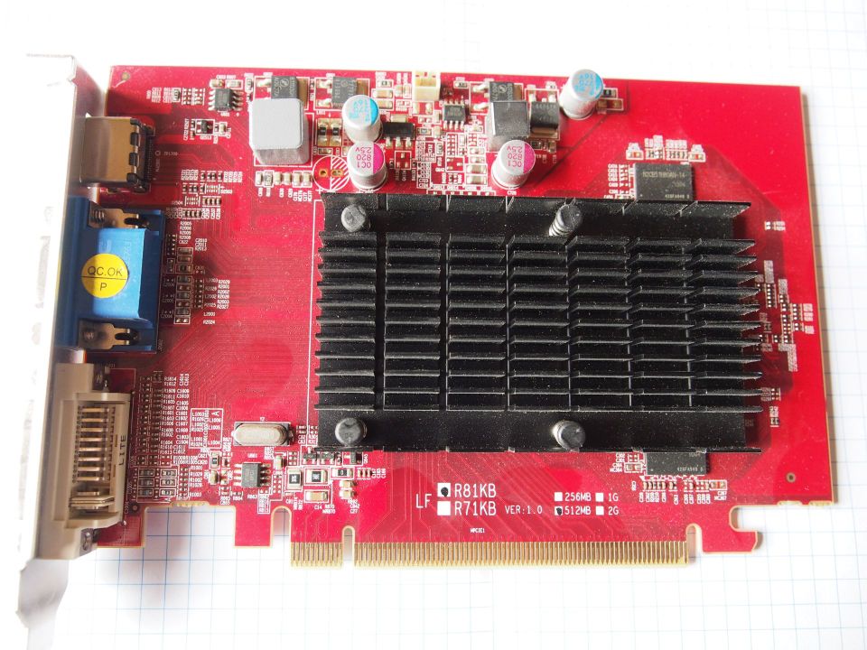 AMD Radeon Graphikkarte - AX5450 512MK3 SHV2 in Litzendorf