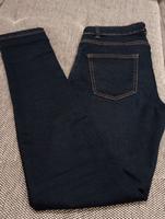 SEHR GUT!!! Schicke Jeans in Dunkelblau Größe 36 Sachsen - Radeberg Vorschau