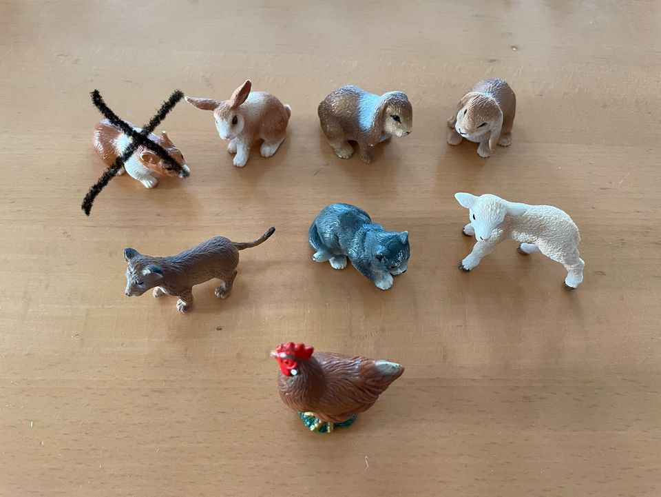 Schleich Tiere Hase Dino Lamm Kuh Fohlen Pony Bär Elefant Delfin in Gladenbach