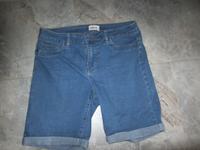 Only Damen Jeans Shorts Größe M kurze Hose Jeansshorts Bermuda Sachsen-Anhalt - Schkopau Vorschau
