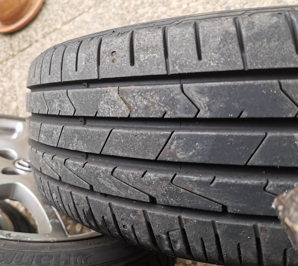 4 Sommer-Reifen auf Alufelge für Mazda 2 (DE/DH) in Vechelde