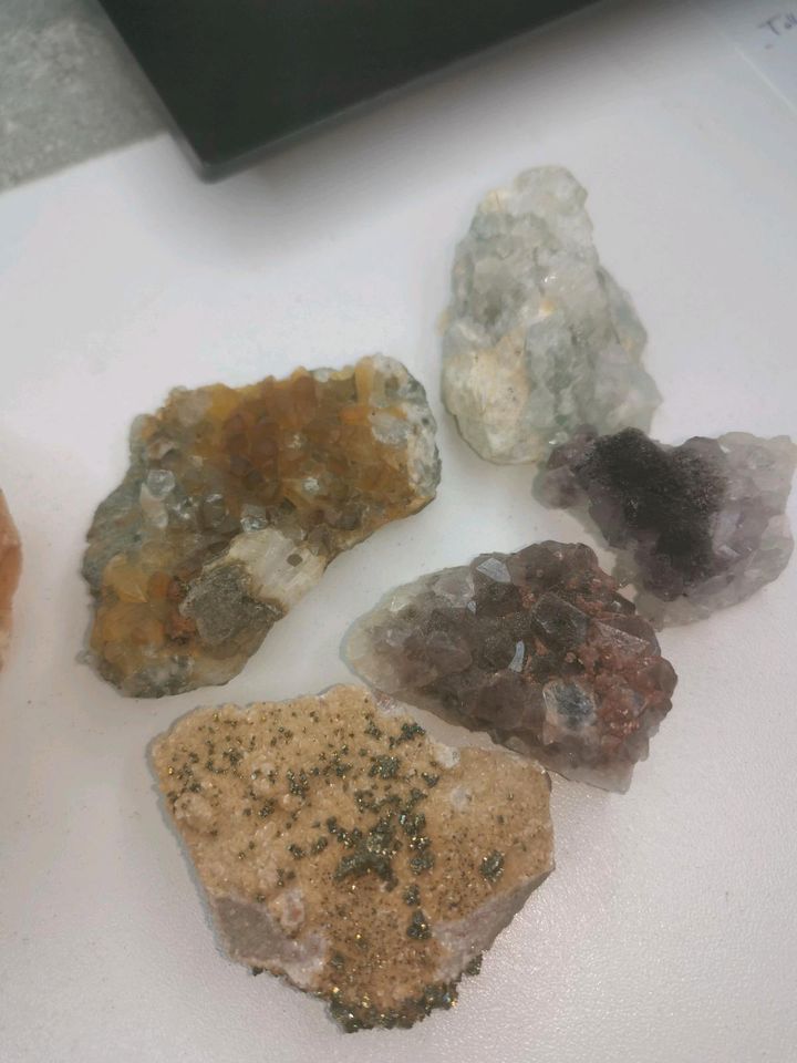 Jedes Bild 5€ TOP Mineralien MineralSteine Heilsteine in Creußen