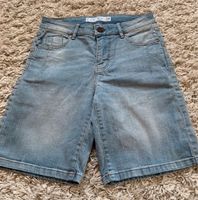 Schöne Shorts/Jeans Gr.34 Amisu hellblau Schleswig-Holstein - Schenefeld (Kreis Steinburg) Vorschau