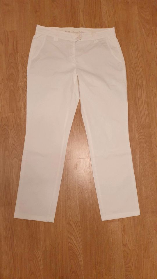Damen Hose, Größe 40 / L, Brax, weiß, Sommerhose in Steinfeld