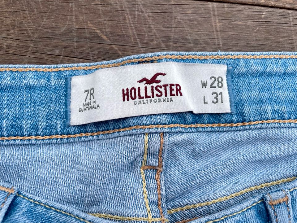 Hollister Jeans, skinny, Gr. 28/31, hellblau in Dortmund