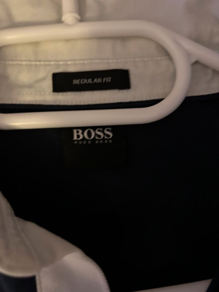 Hugo Boss Poloshirt gr. M in Berlin