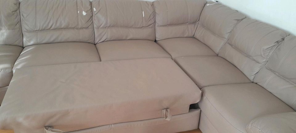Sofa mit Bettfunktion. in Fürth