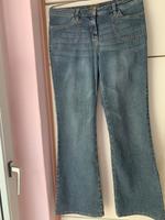 S.Oliver Jeans Style „Kylie“ mit Schlag in blau, Größe 42 Findorff - Findorff-Bürgerweide Vorschau