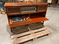 GRUNDIG Weltfunk 6073 Nußb. Radioschrank 8074 Dual 1211 Baden-Württemberg - Ellwangen (Jagst) Vorschau