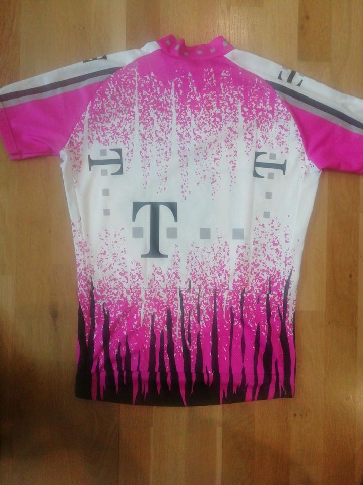 Team Deutsche Telekom Rad Trikot signiert in Lennestadt