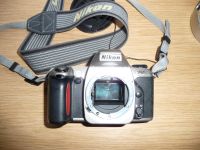Nikon F65 35mm Kamera mit TAMRON 28-200mm-Objektiv und Zubehör Hessen - Heuchelheim Vorschau