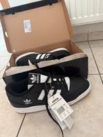 Adidas Schuhe Gr.46 ungetragen Bayern - Plattling Vorschau