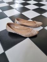 Nine West Ballerinas Pumps Rosa Glitzer Satinstoff 41 paisly boho Hessen - Wöllstadt Vorschau