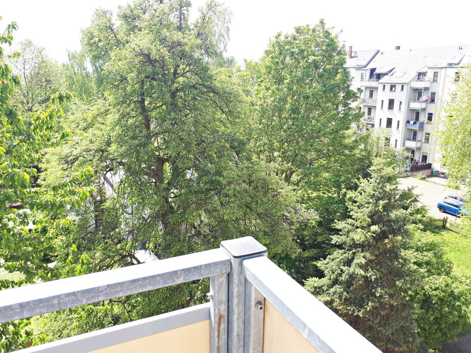 *** Tolle 2-Raum-Wohnung mit Balkon und Gartennutzung in Chemnitz-Hilbersdorf *** in Chemnitz